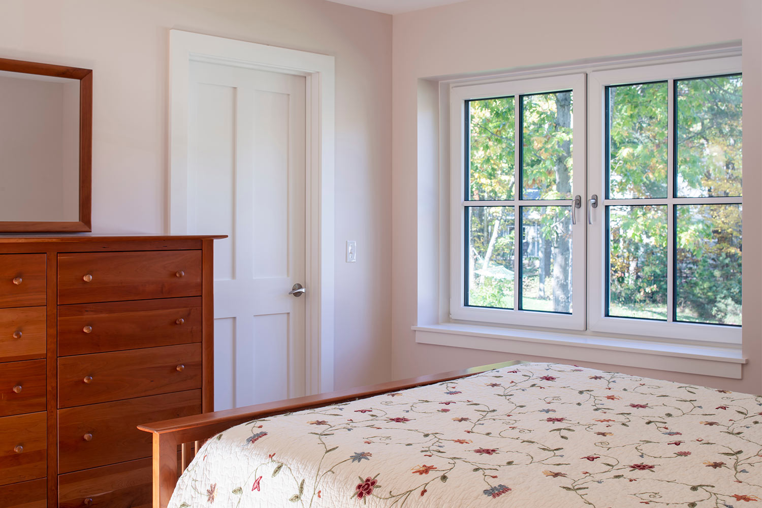 Net Zero Home in Brunswick Maine bedroom